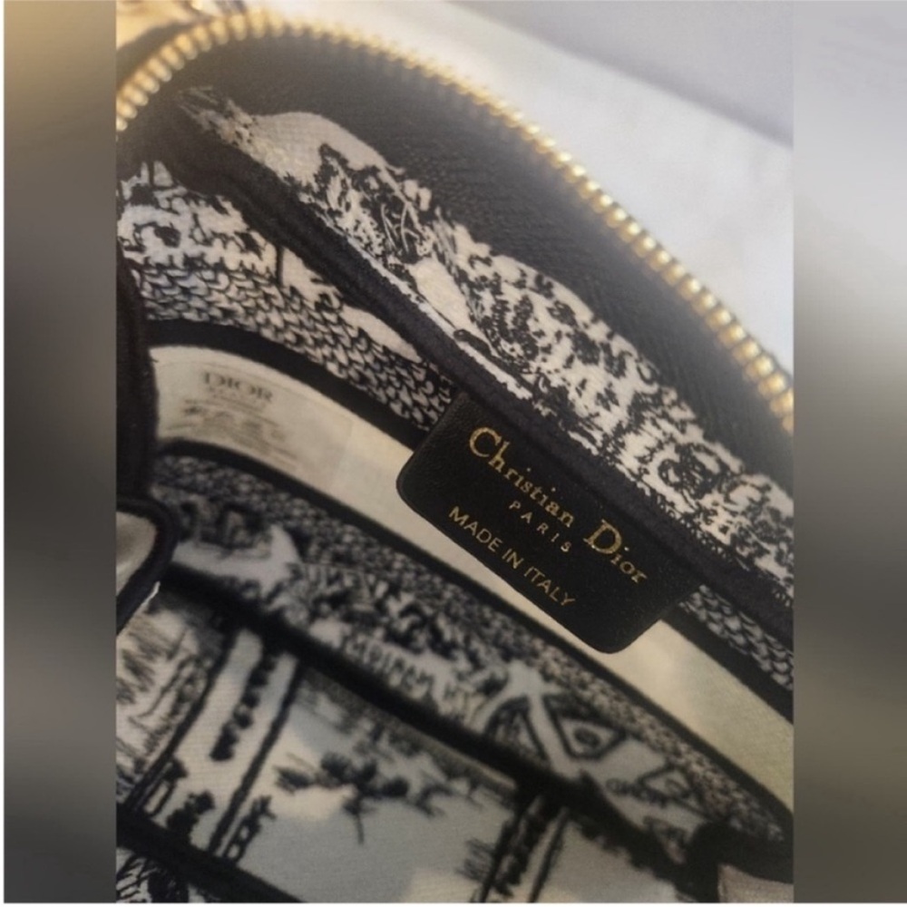 Dior Black and White Christian Dior Toile Crossbody Bag - Picture 12 of 16